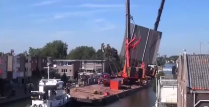 holland-crane-collapse