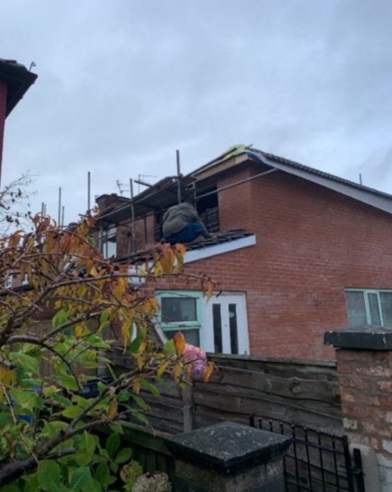 Work on rear of property carried out in darkness